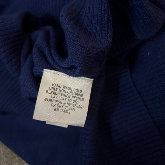 Vineyard Vines - Navy Longsleeve Solid Quarter Zip Sweater - Womens XL - Picture 6 of 9